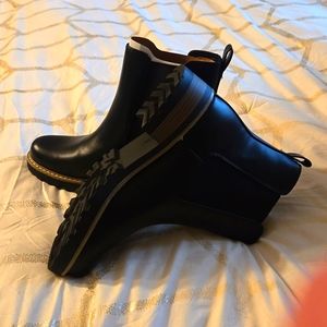 Ankle boots Universal Thread